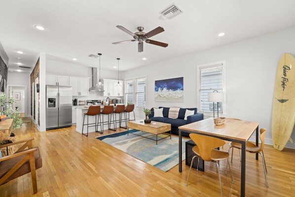 House | 2 bedrooms, desk, Internet - NEW Casa Fuente Ybor Bungalow Steps to 7th Ave (Tampa)