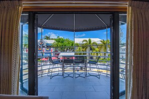 Lägenhet | 3 sovrum, skrivbord och internet