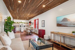 Smart TV - The Tinning House - Wine Country - Close to Solvang, Santa Ynez Santa Barbara (Lompoc)