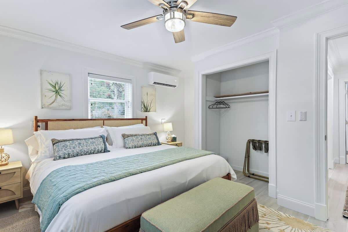 4 bedrooms, WiFi. Battery Place