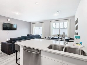 Interior - Spacious 3BR+Den with Hot Tub,  Near Disney! (Davenport)