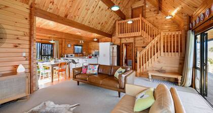 Lavender Cottage - Hanmer Springs Holiday Home