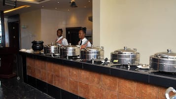 Desayuno bufé gratuito y diario