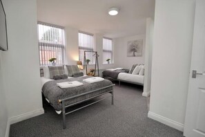 1 Schlafzimmer, Bügeleisen/Bügelbrett, WLAN, Bettwäsche