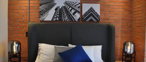 1 slaapkamer, een strijkplank/strijkijzer, wifi, beddengoed