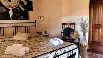 Habitación clásica, vista a la colina | Wifi gratis