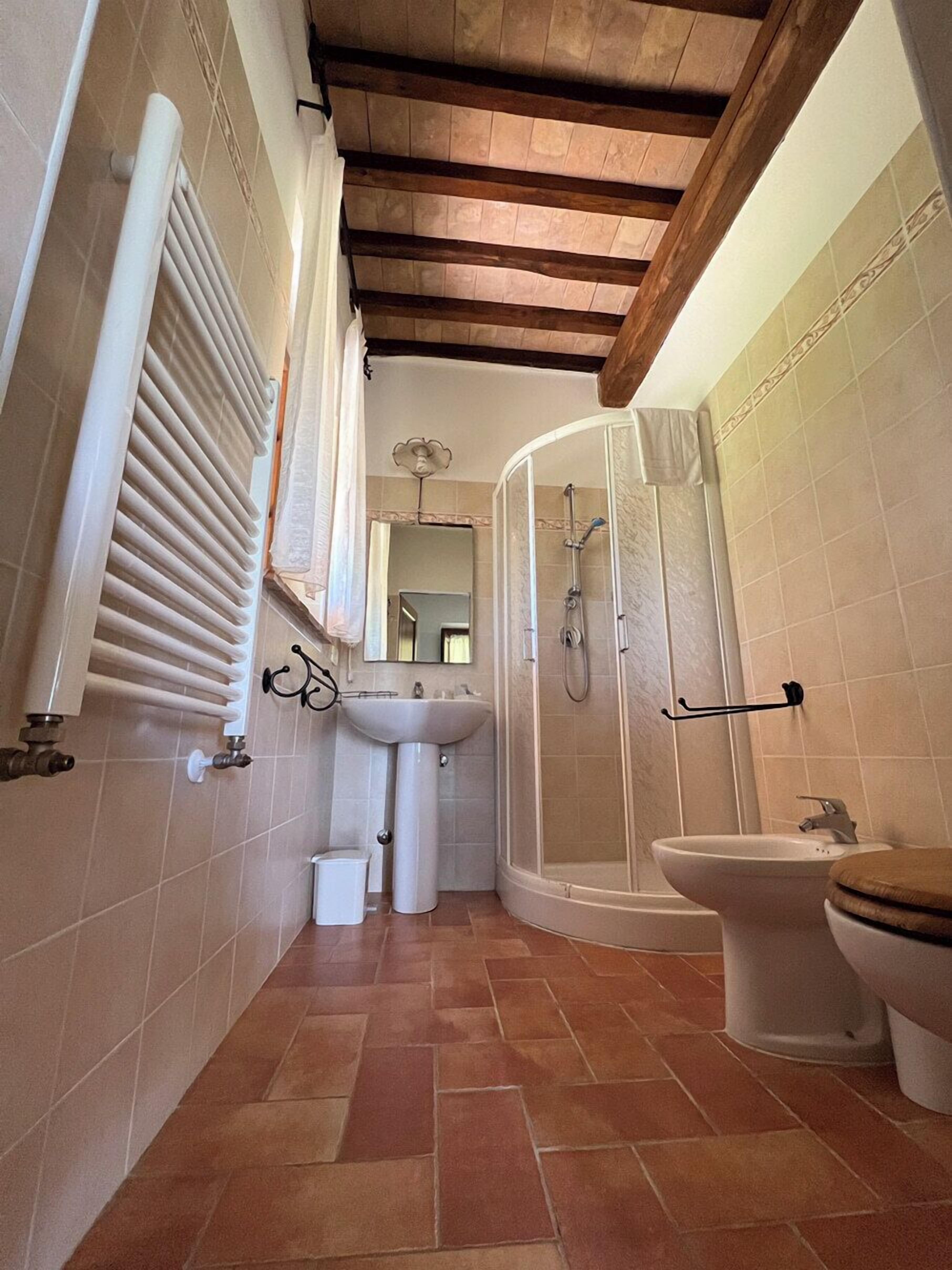 Classic Room, Hill View | Bathroom