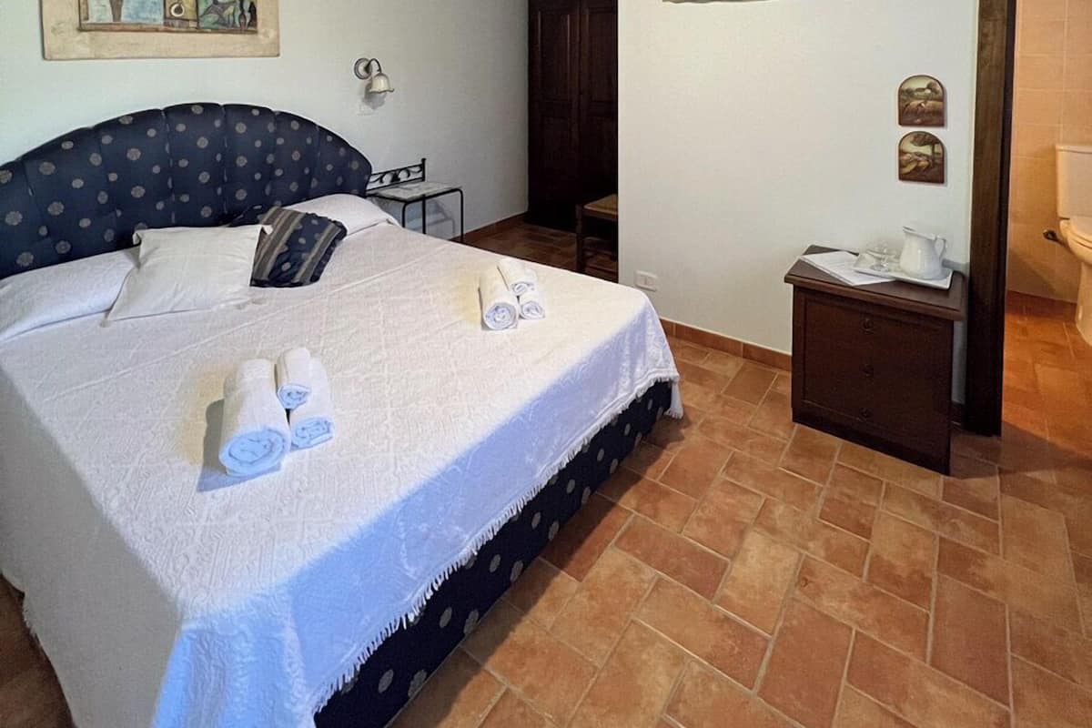 Basic Room, Hill View | Free WiFi