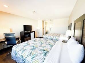 Iron/ironing board, bed sheets