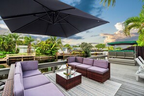 Terrace/patio - Waterfront Near Beach & Airport, HeatedPool&Kayaks, Game room (Fort Lauderdale)