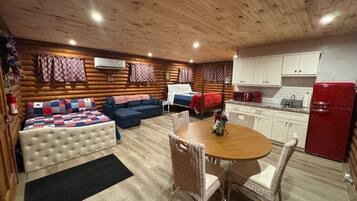 1 多间卧室、熨斗/熨衣板、免费 WiFi、床单