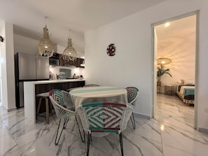Dining - 2be 2ba, Playa del Carmen. Ground floor. Free early check in and late check out. (Playa del Carmen)