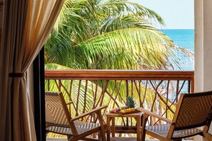 Chambre panoramique double, vue sur la mer | Terrasse/patio