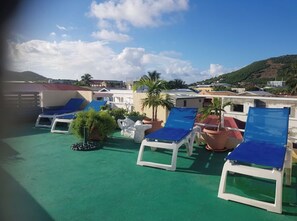 Terrace/patio - Spacious 3-bedroom home & rooftop access Colebay (Cole Bay)