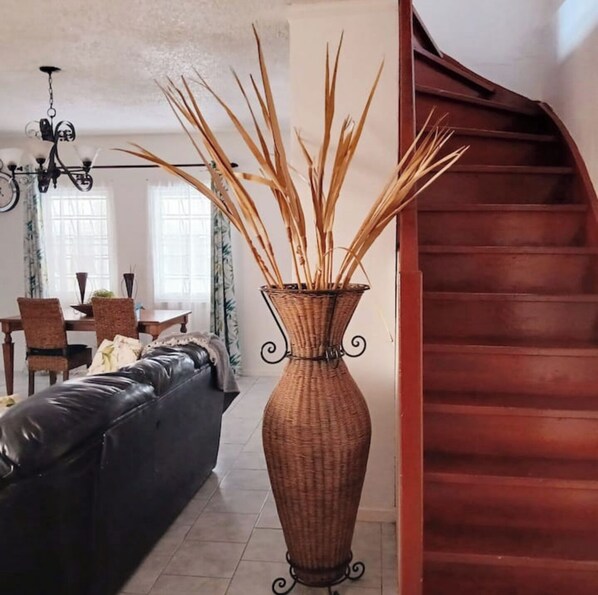 Interior - Spacious 3-bedroom home & rooftop access Colebay (Cole Bay)