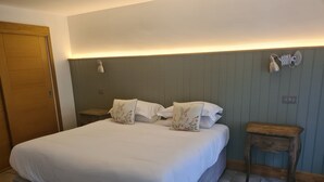Laptop workspace, iron/ironing board (on request), free WiFi