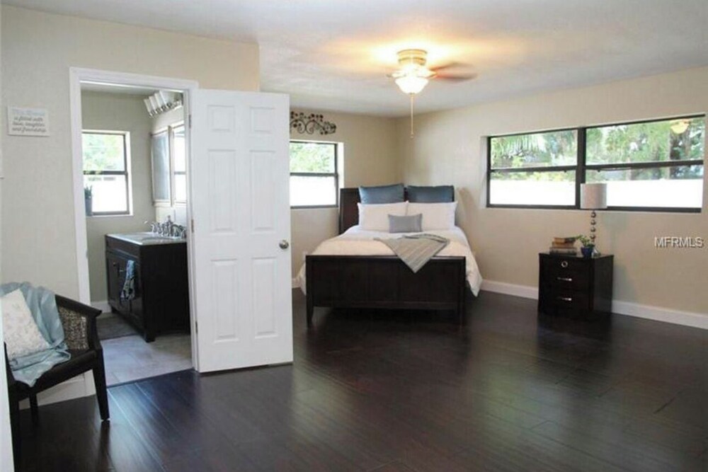 Charming 3bedroom home near Anna Maria Island. Bradenton Vrbo