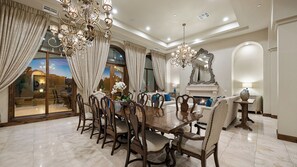 Dining - Mountain View 9BR Luxury Estate - Heated Pool, Spa, Private Theater & Billiards (Paradise Valley)