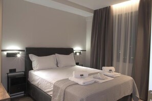 1 bedroom, travel crib, WiFi, bed sheets