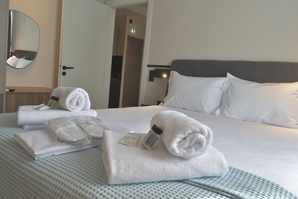 1 bedroom, in-room safe, iron/ironing board, travel crib