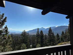 Property grounds - NEW LISTING! Mammoth Point #117 (2-Bedroom Condo) with Mountain view - Pets Allowed (Mammoth Lakes)
