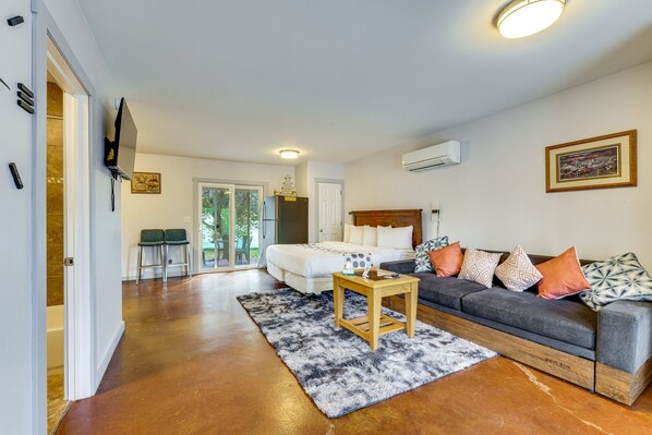 1 bedroom, WiFi, bed sheets