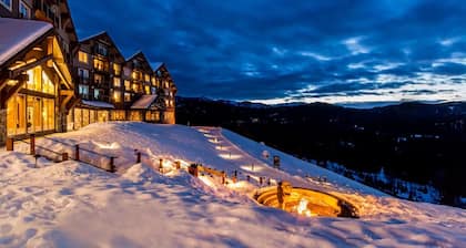 Suncadia Lodge Penthouse with Full Kitchen & Balcony