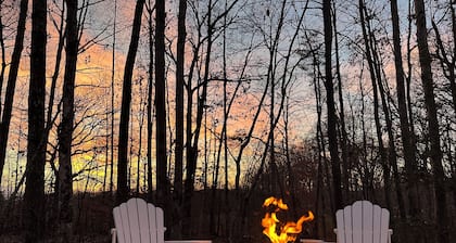 S'mores & More Tiny House - Tracy City