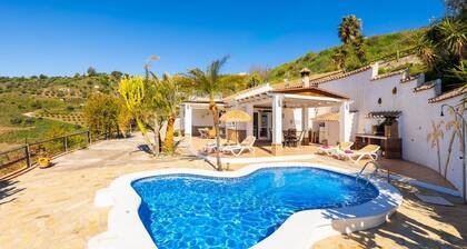 Villa Buenavista - Two Bedroom Villa, Sleeps 4