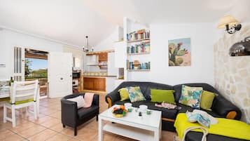 Televisión y chimenea