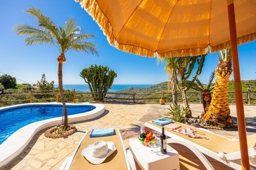 Villa Buenavista - Two Bedroom Villa, Sleeps 4