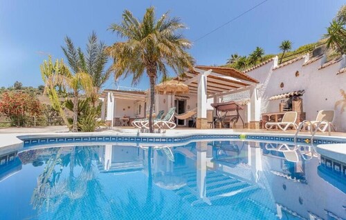 Villa Buenavista - Two Bedroom Villa, Sleeps 4