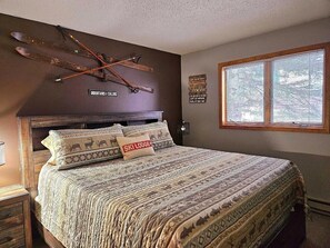 1 bedroom, free WiFi, bed sheets