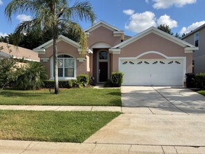 4 bedrooms - 4 Bed in Windsor Palms Resort - Steps to Disney (Kissimmee)