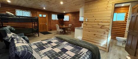 1 chambre, fer et planche à repasser, Wi-Fi gratuit, draps fournis