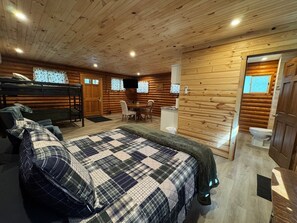 1 dormitori, planxa i posts de planxar, wifi gratuïta i roba de llit 