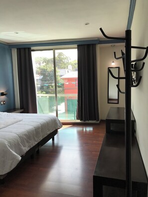 Deluxe Suite, Mountain View | Soundproofing, free WiFi - GOL INN PLATINUM (San Cristóbal de las Casas)