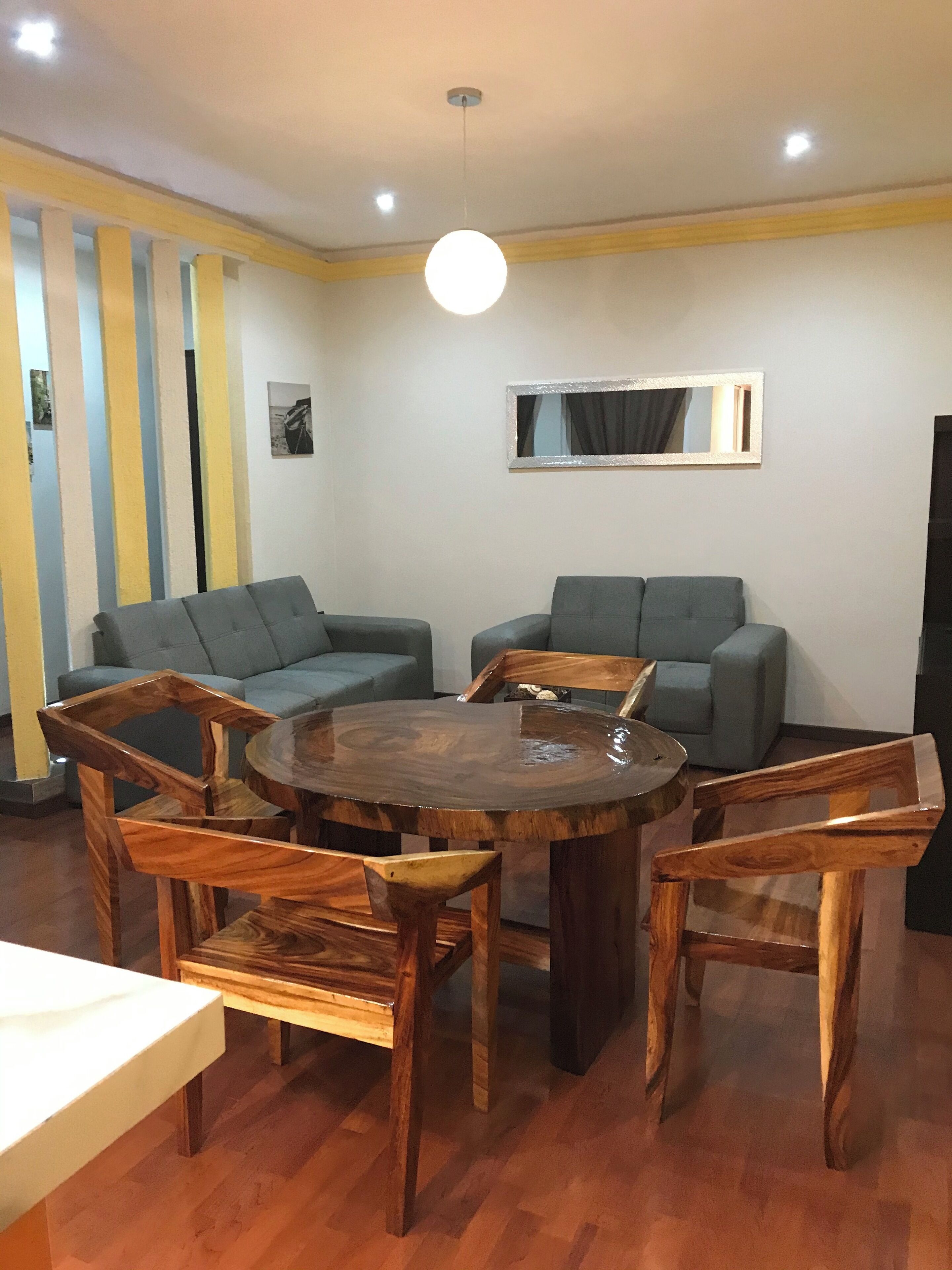 Suite Deluxe, vistas a la montaña | Sistema de insonorización y wifi gratis