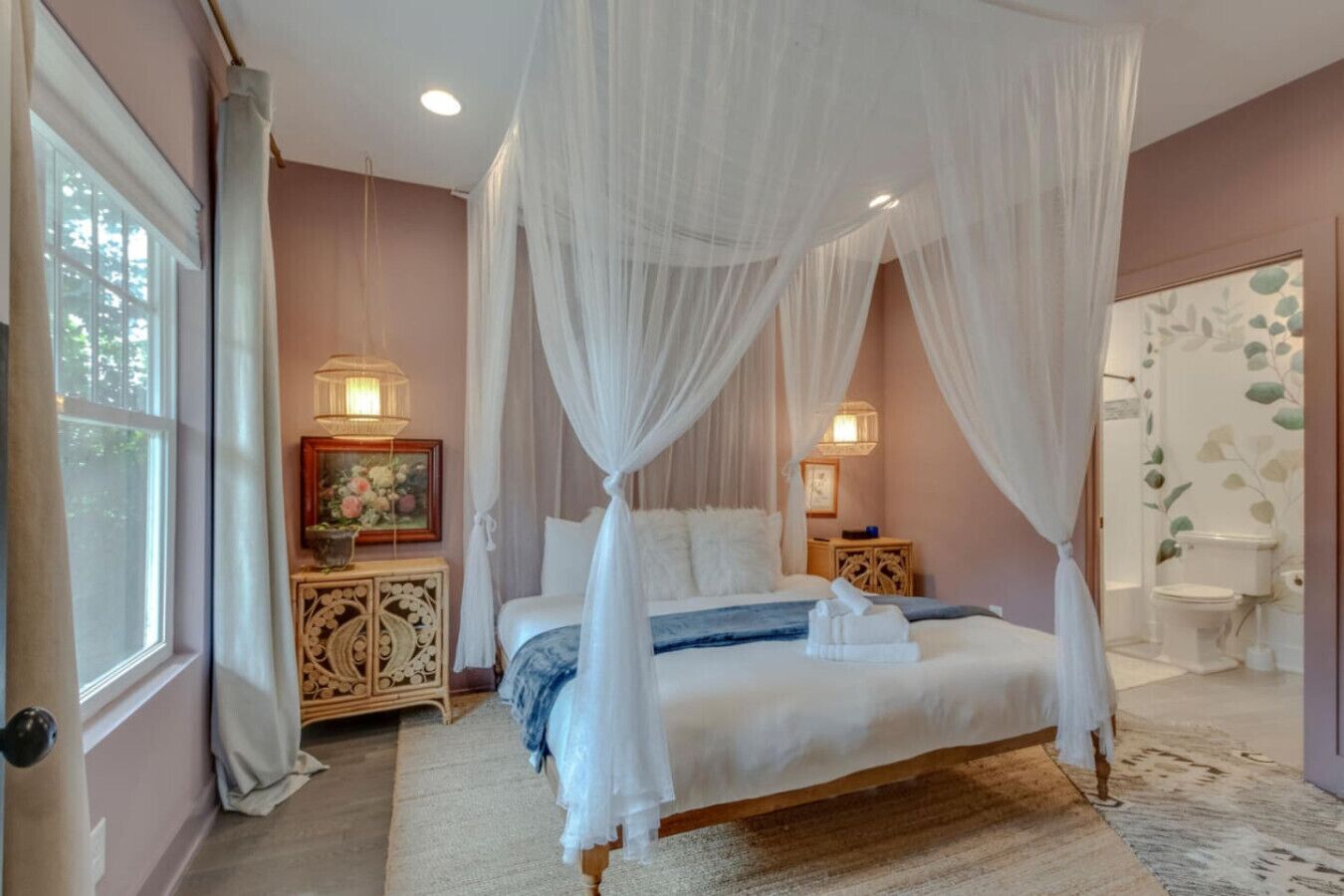 3 Schlafzimmer, Schreibtisch, Bügeleisen/Bügelbrett, WLAN