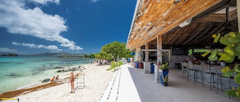 Beach bar