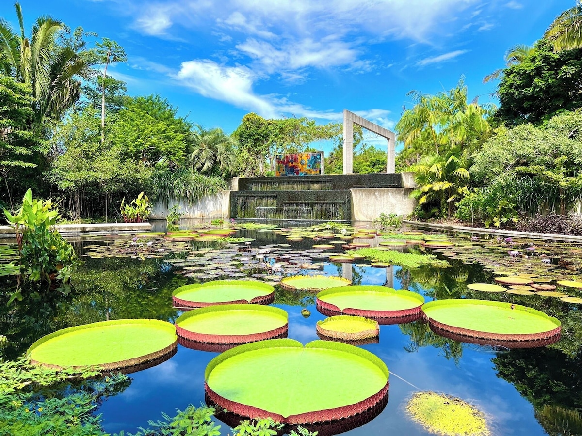 Photo 40 of Colorful brand new 4B/4B retreat near the beach and pickleball courts.