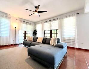 電視、 辦公  室