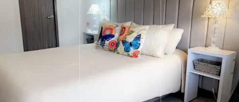 1 chambre, fer et planche à repasser, Wi-Fi, draps fournis