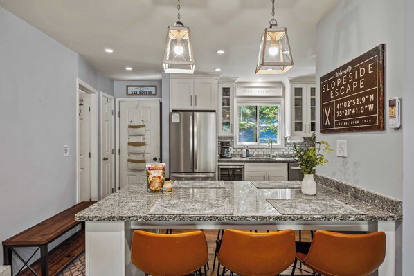 House (3 Bedrooms) | Interior - Slopeside Escape by Avantstay Walk to Ski Lifts Arcade Games + Shuffleboard (Tannersville)