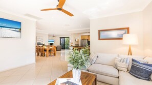 TV, books - The Atrium by Experience Jervis Bay (Saint Georges Basin)