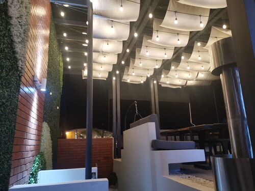 Impeccable and modern apt B