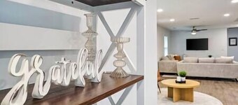 Charming Modern Cozy Home!