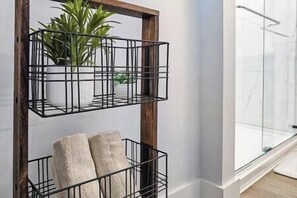 Interior - Charming Modern Cozy Home! (Union County)