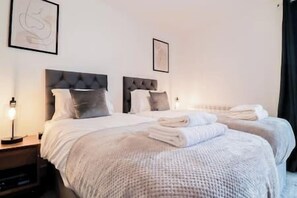 2 bedrooms