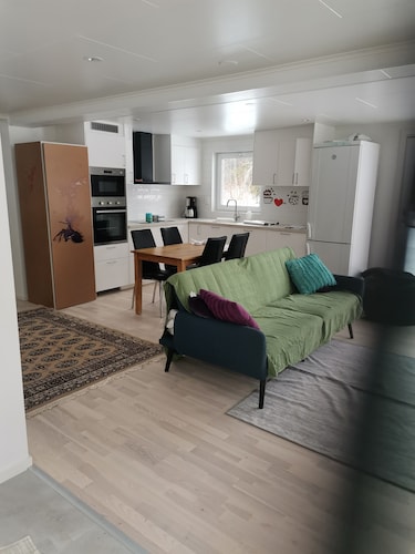 Detta Eleganta Boende är Perfekt för Gruppresor. med 4 Säng